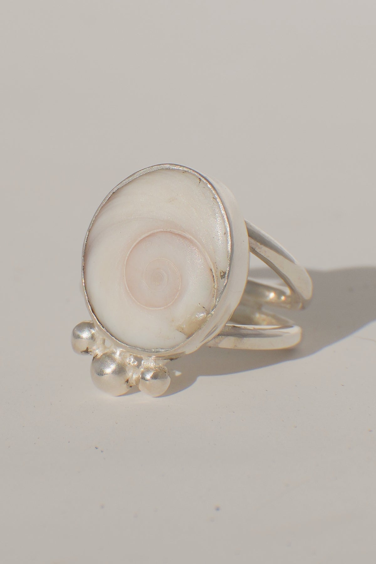 Operculum Double Band Ring 4.5
