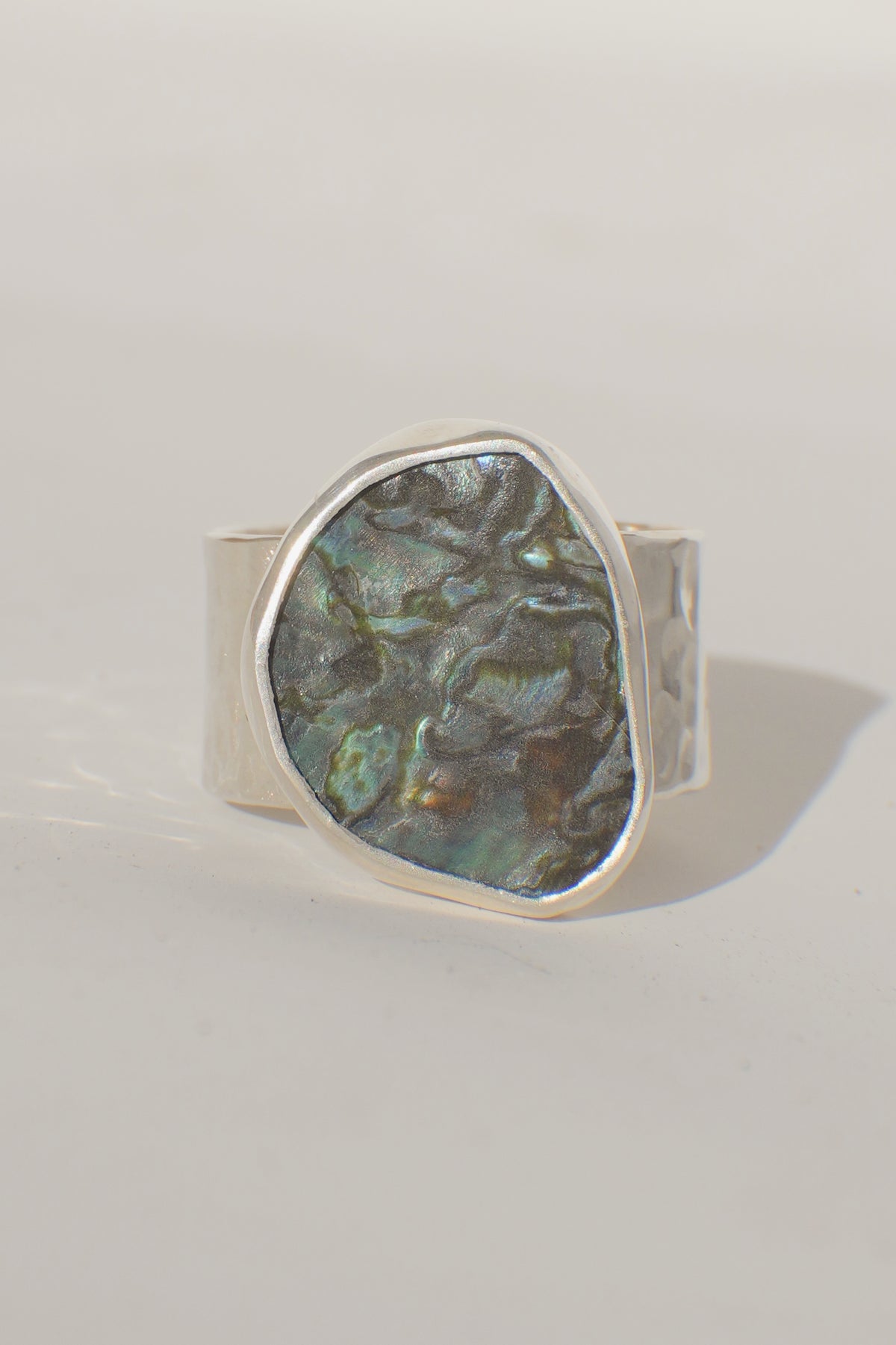 Hammered Wide Band Abalone Ring 7.5