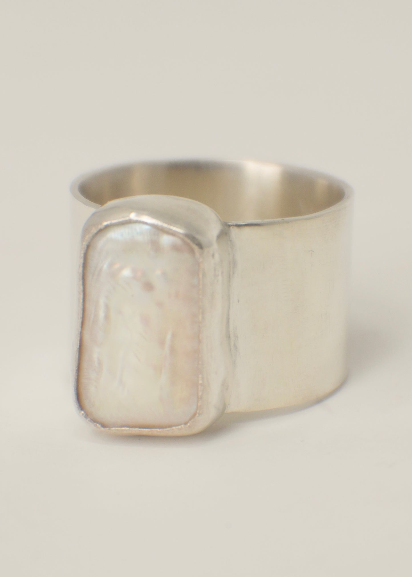 Wide Pearl Ring 7.5