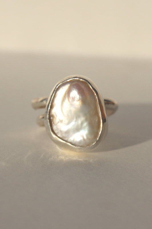 Pearl Ring - adjustable