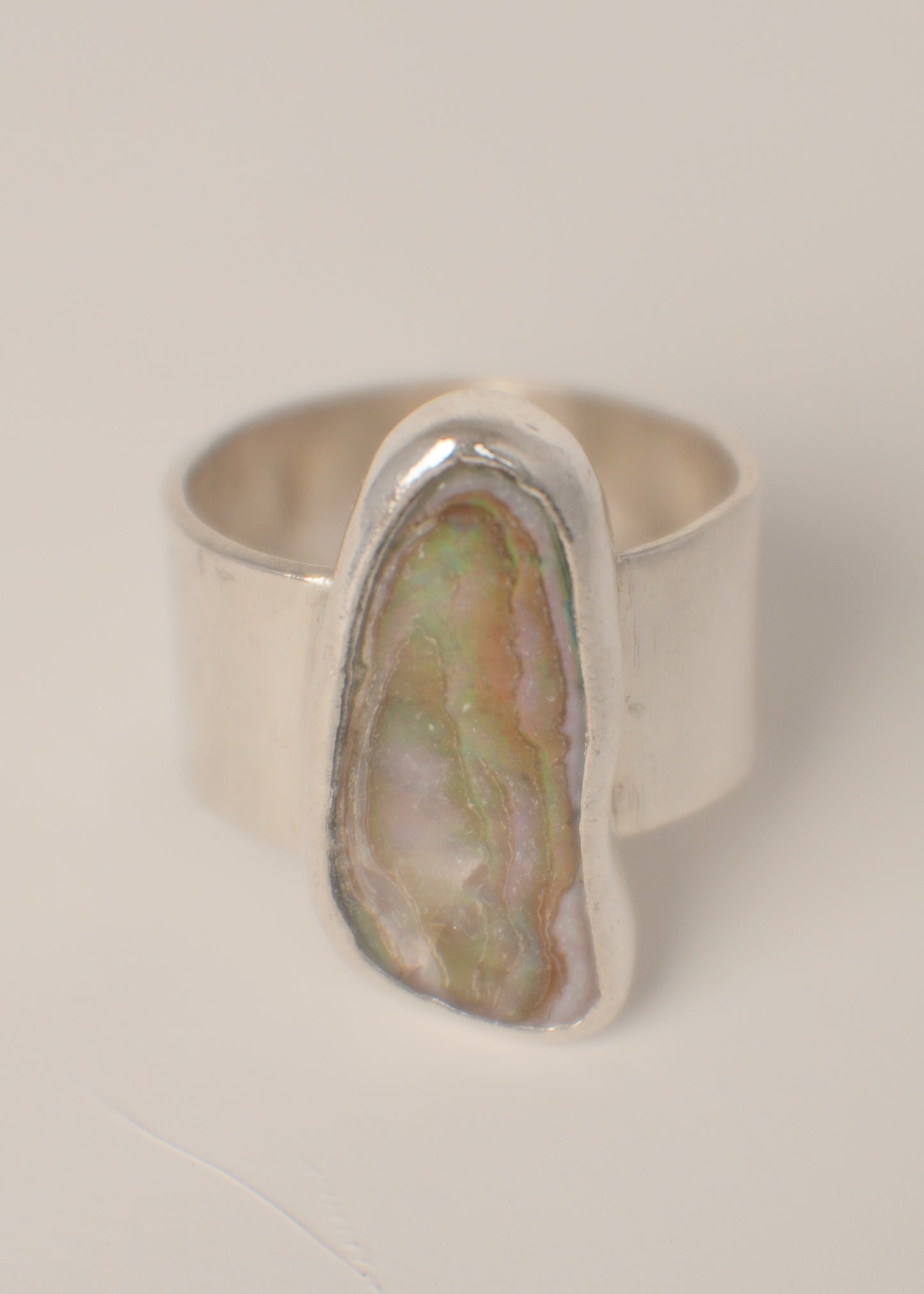 Abalone ring 6