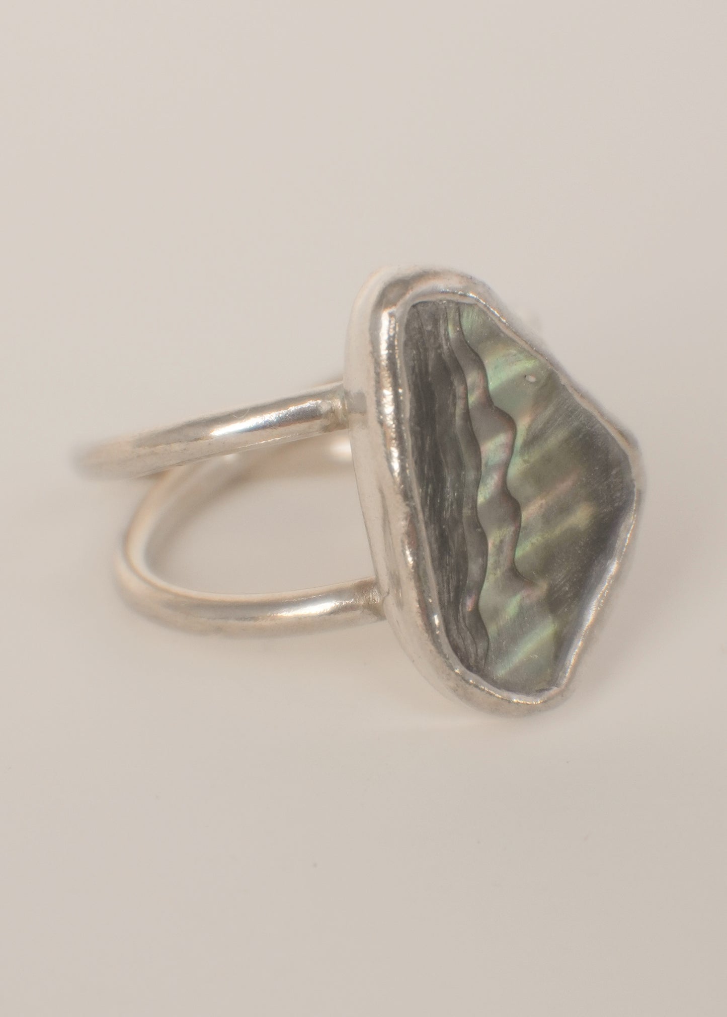 Abalone ring 7.5