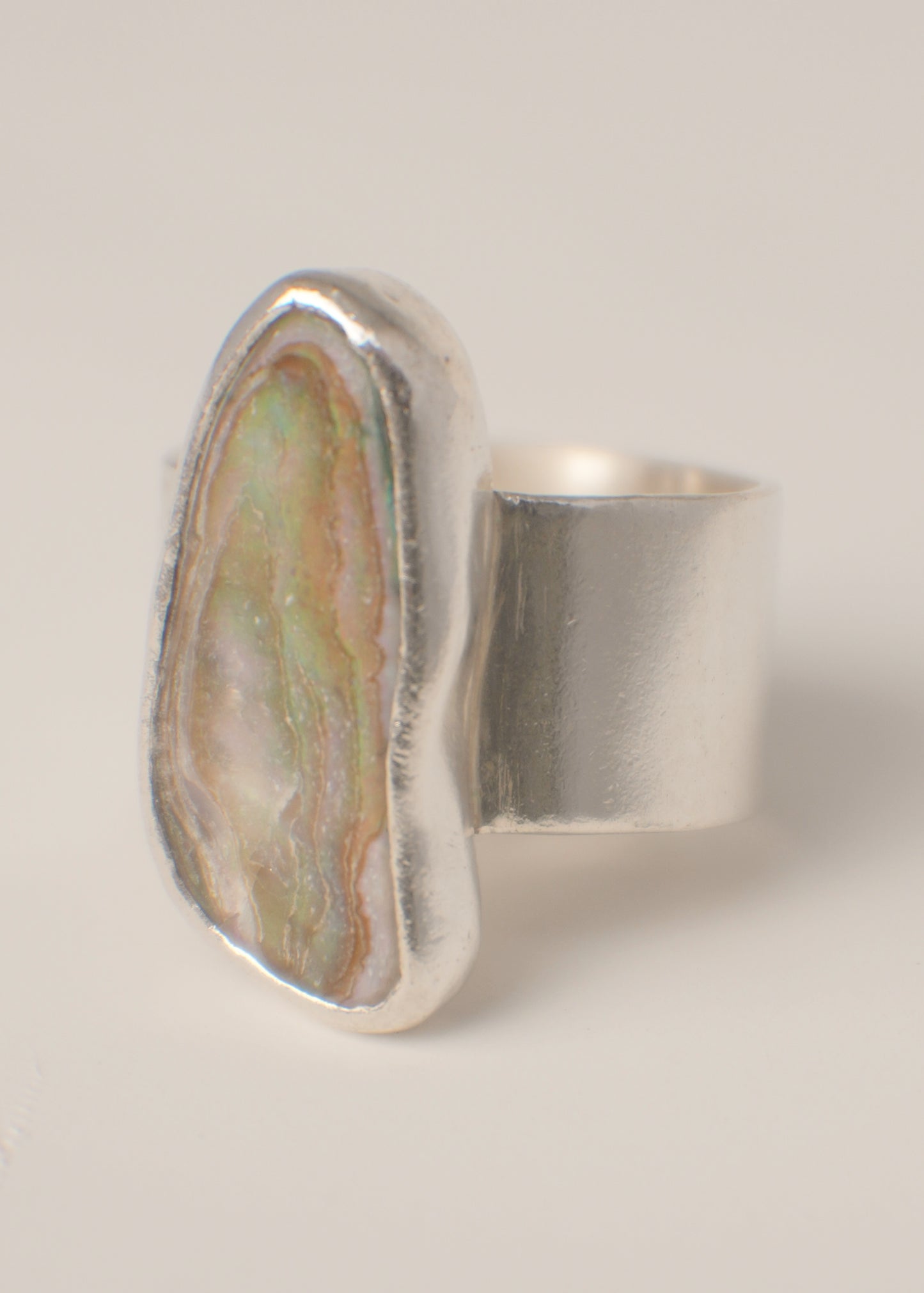 Abalone ring 6