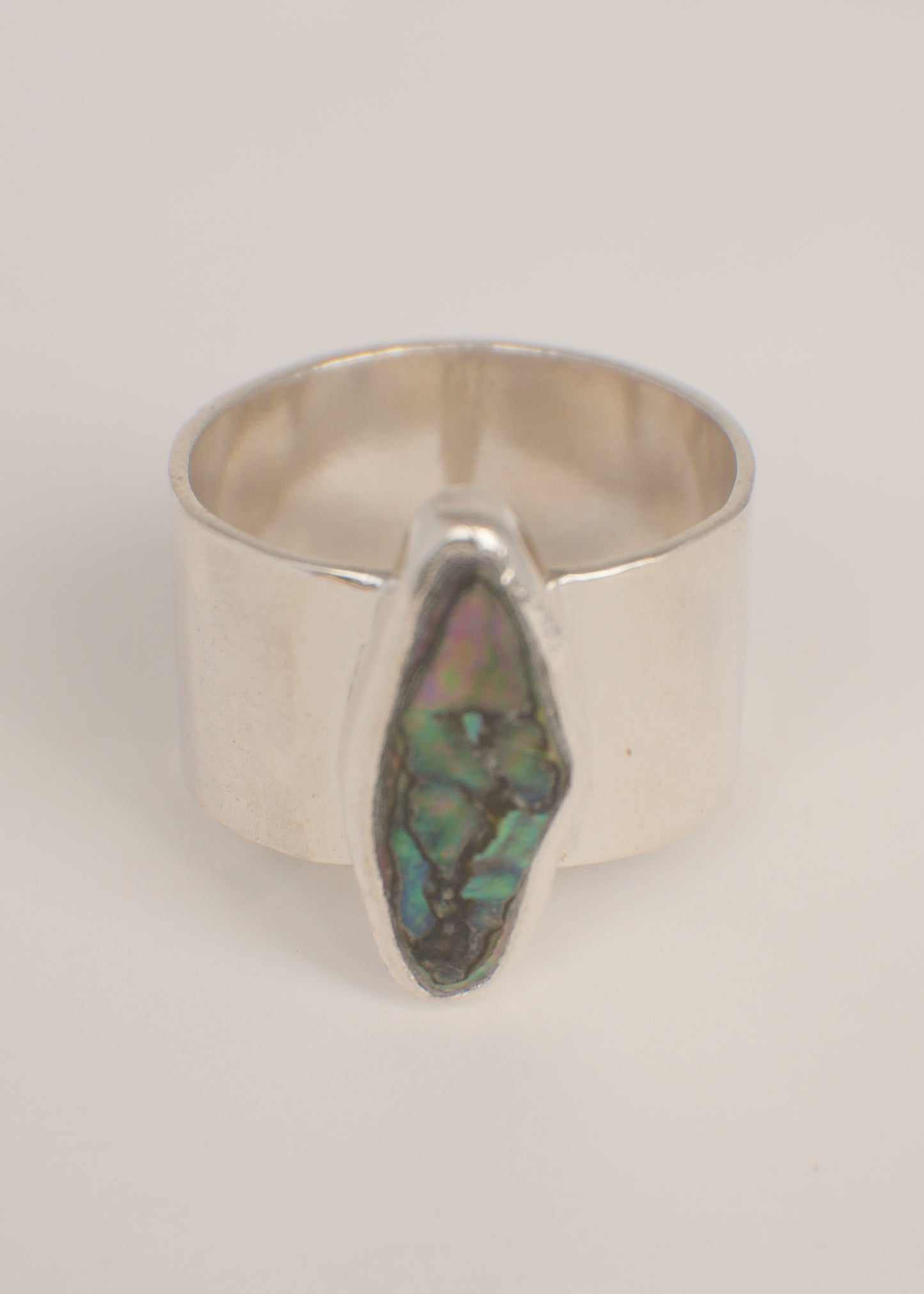 Abalone ring 8.5