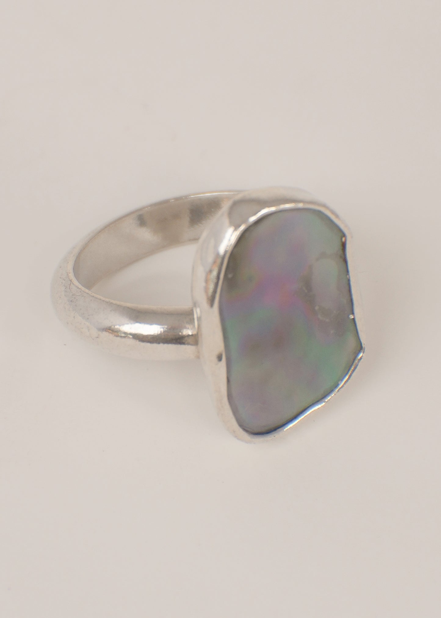 Abalone ring 7