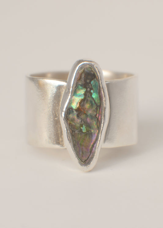Abalone ring 8.5