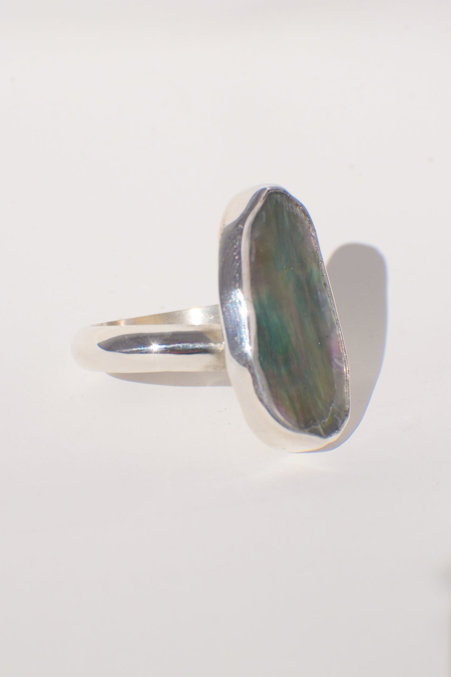 Chunky Abalone Ring 6.5