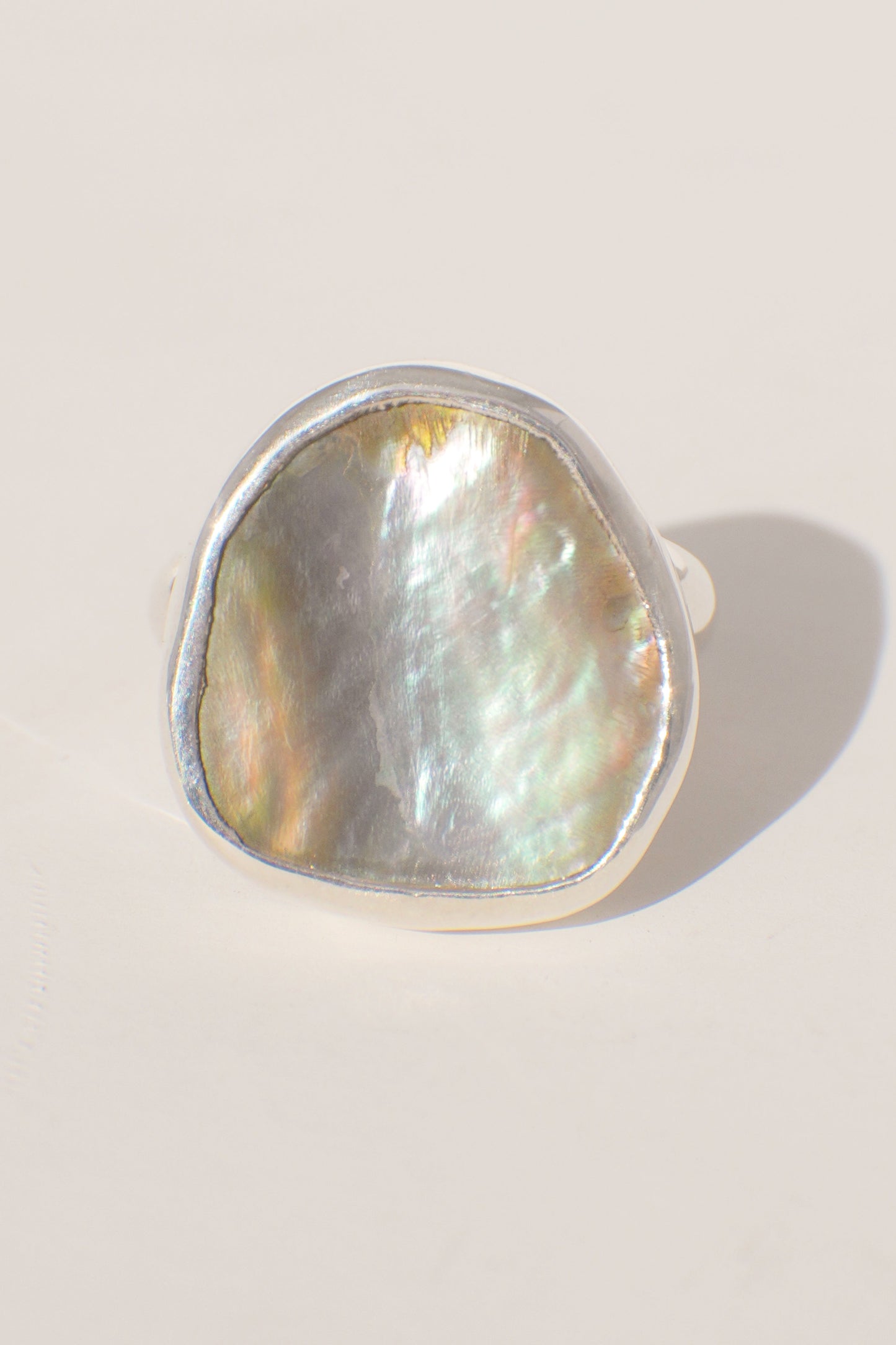 Abalone ring 4.5
