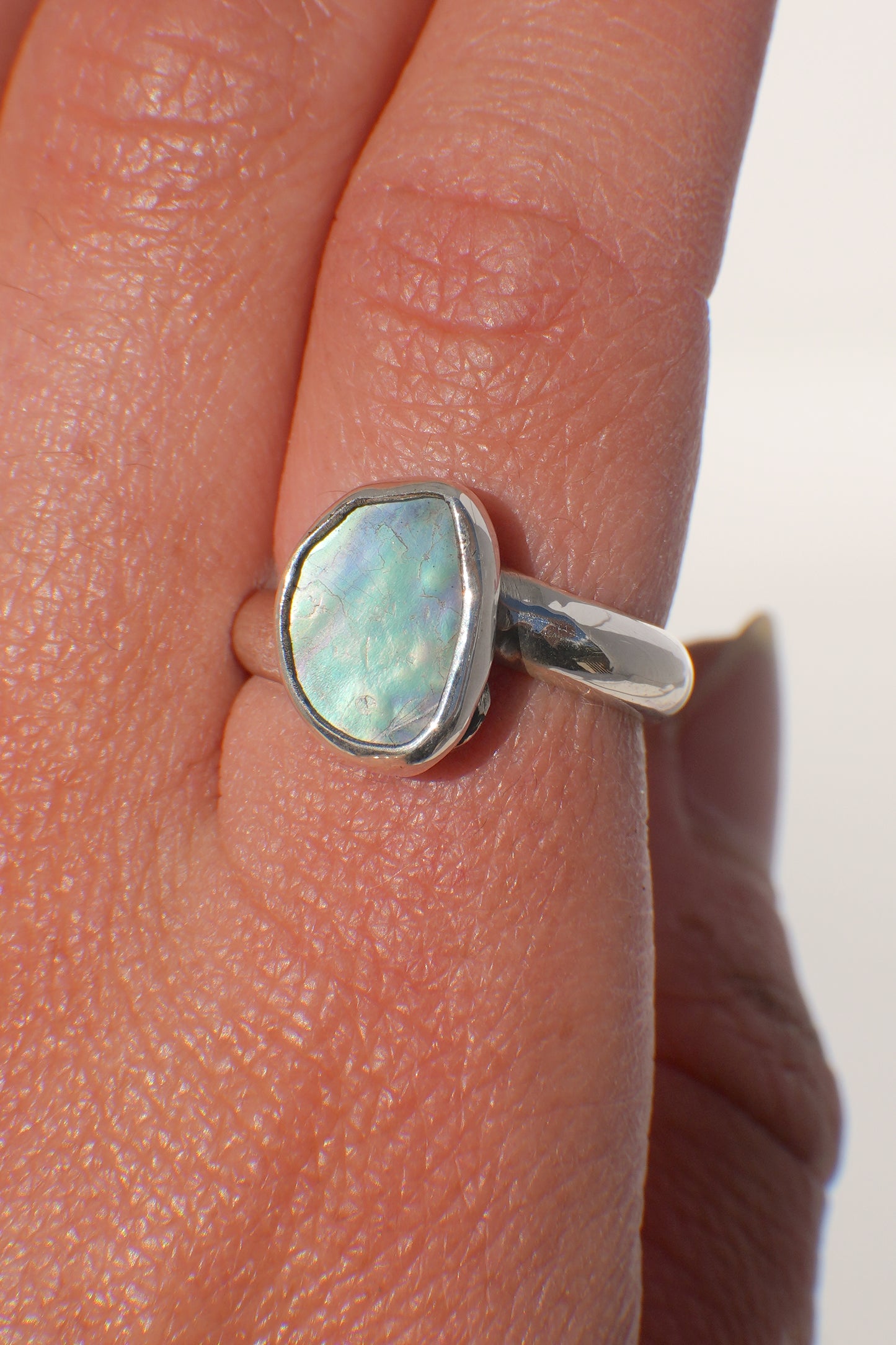 Chunky Abalone Ring 6.5