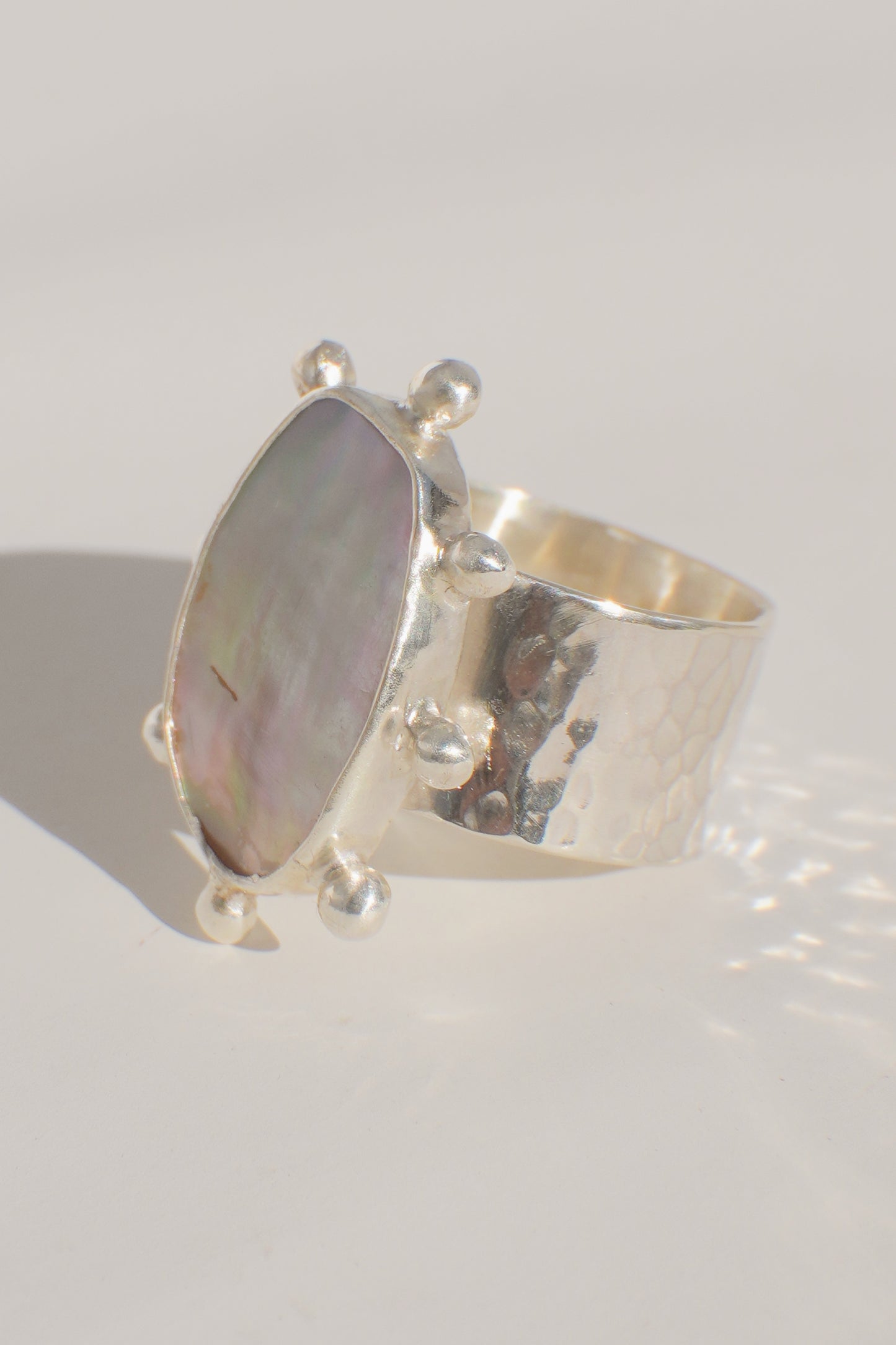 Abalone Dot Ring 7.5